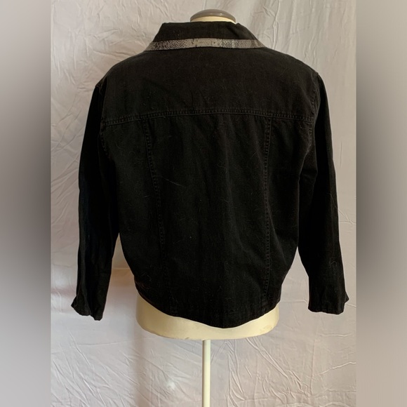 Morgan Cole lightweight jacket - Picture 3 of 6